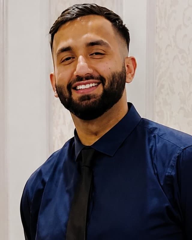 Asim Iqbal, Independent Pharmacist Prescriber and Superintendent Pharmacist at Swindon Health Hub